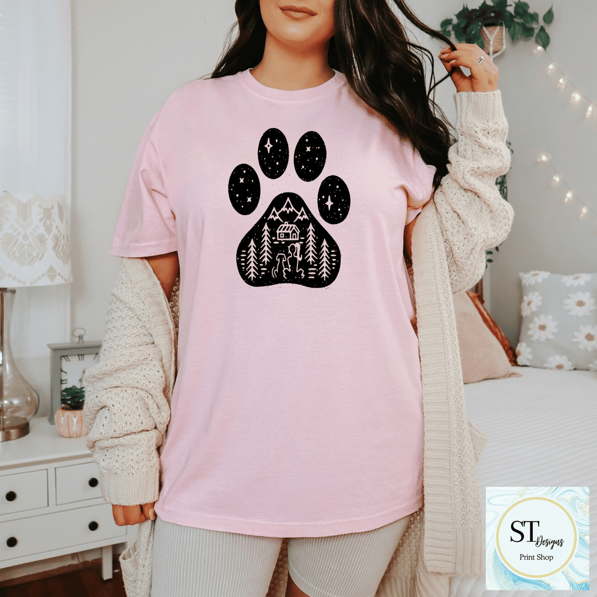 Mountain Dog Paw Print